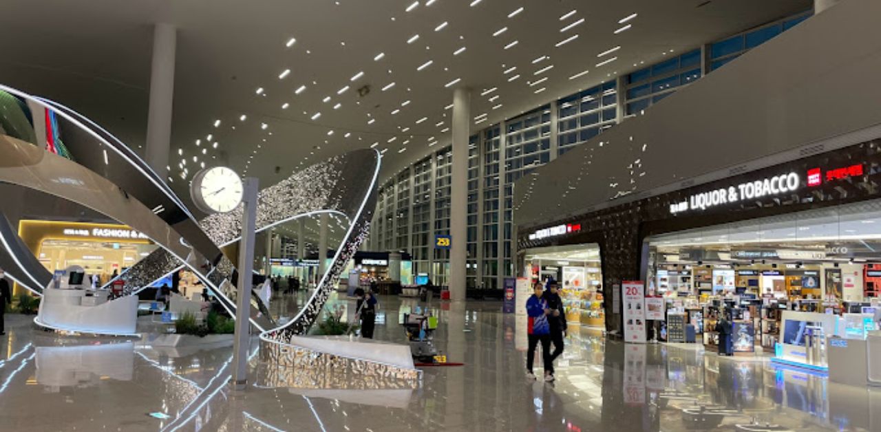 9 Air ICN Airport Terminal