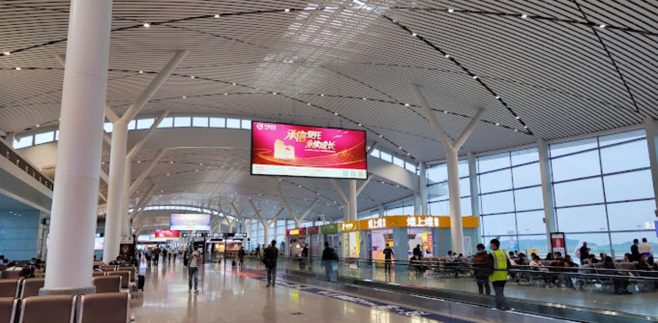 9 Air KHN Airport Terminal