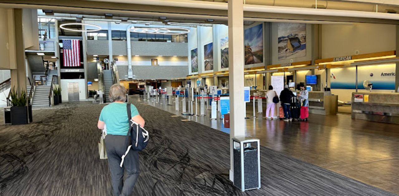 Allegiant Air GJT Airport Terminal