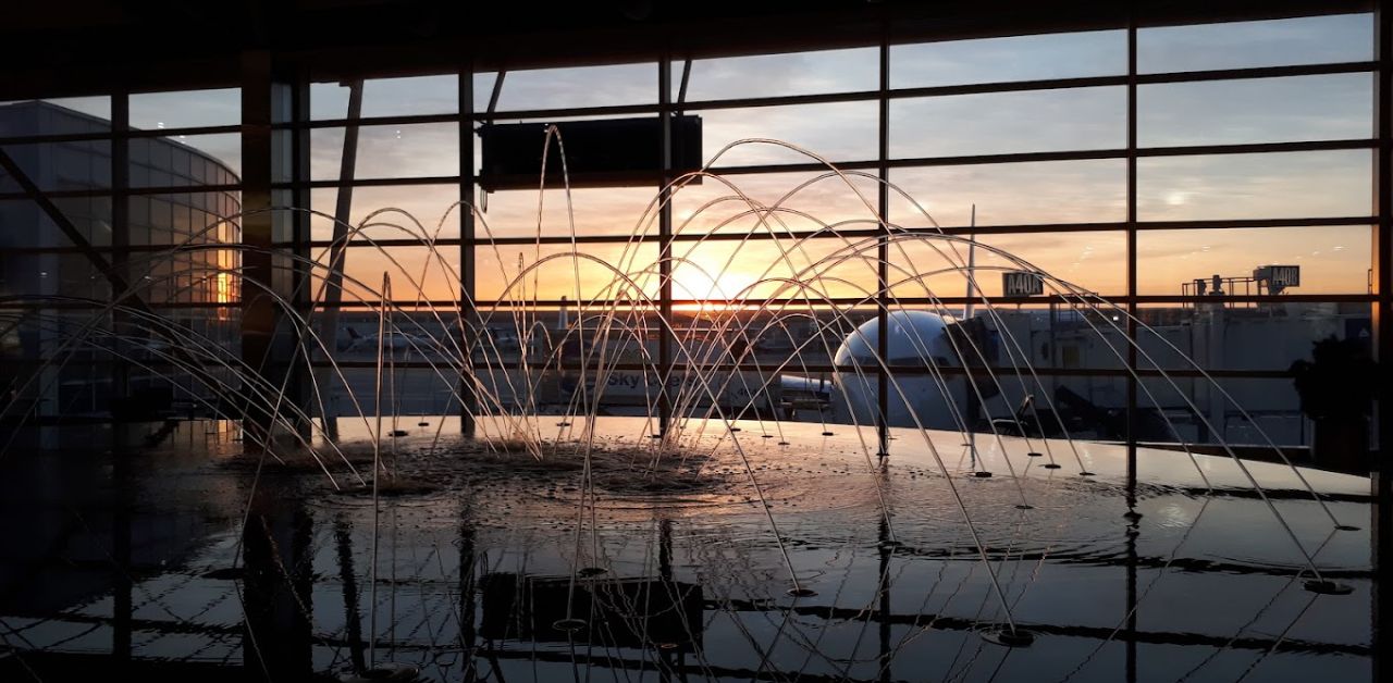 Gulf Air DTW Airport Terminal