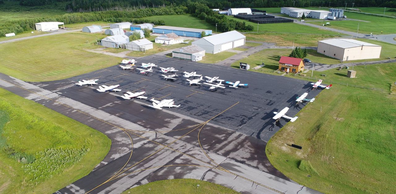 Yakutia Airlines BGN Airport Terminal