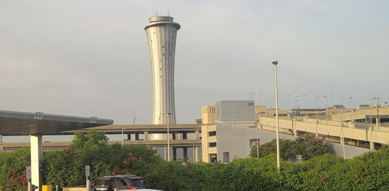 Yakutia Airlines TLV Airport Terminal