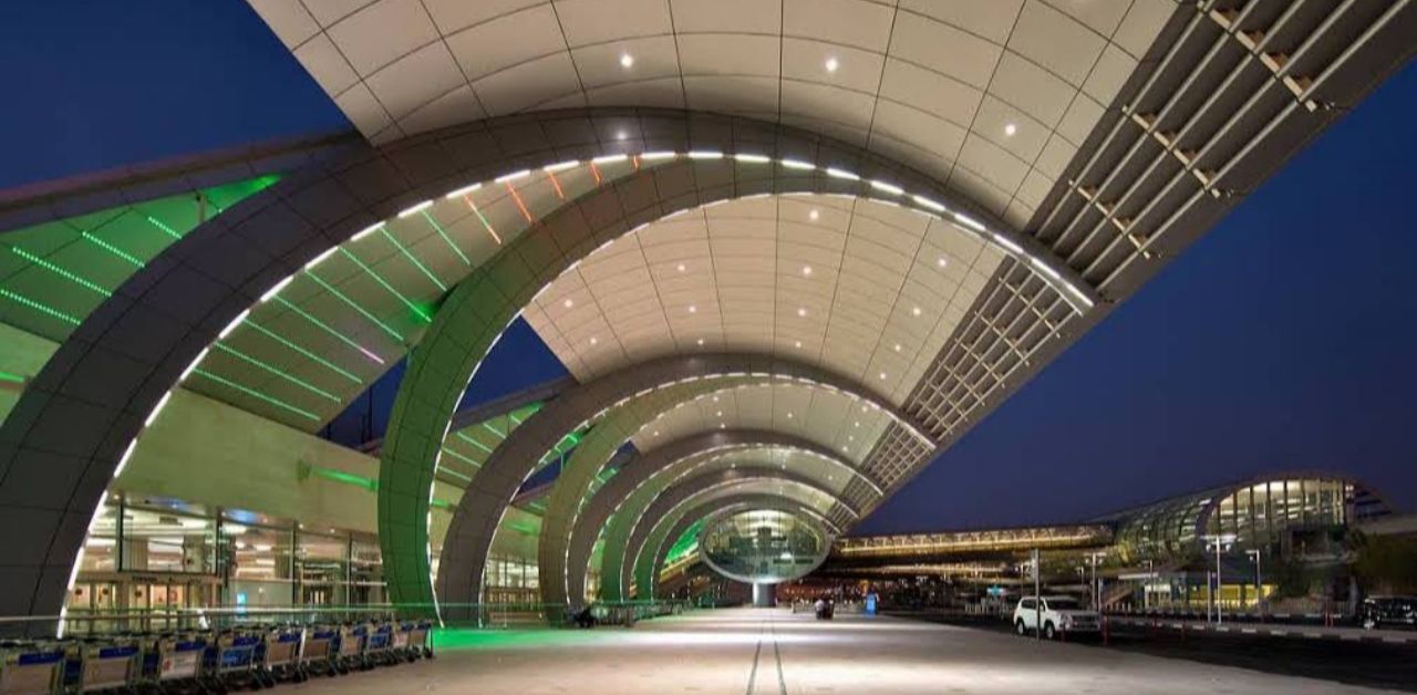 EgyptAir DXB Airport Terminal