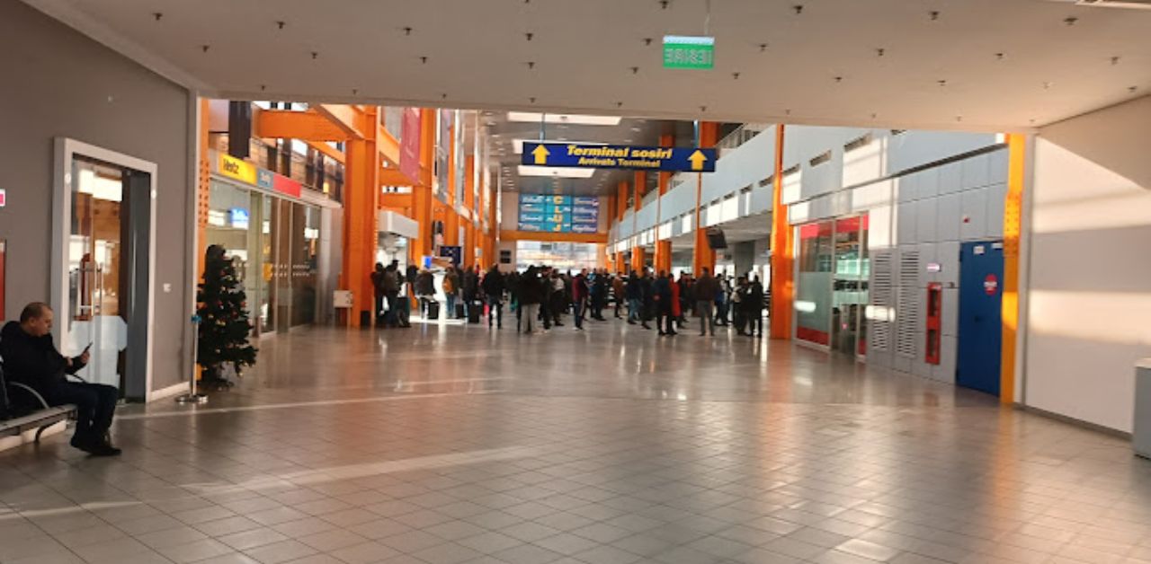 Flydubai Airlines CLJ Airport Terminal