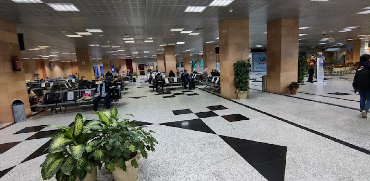 Flydubai Airlines LXR Airport Terminal