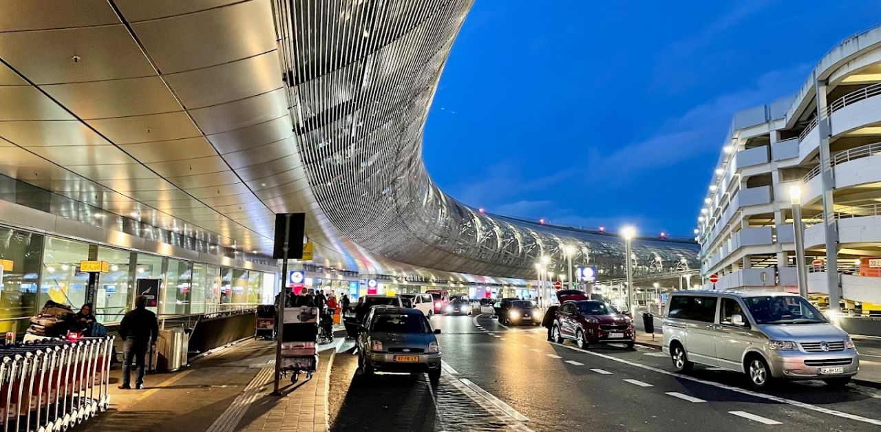 ITA Airways DUS Airport Terminal
