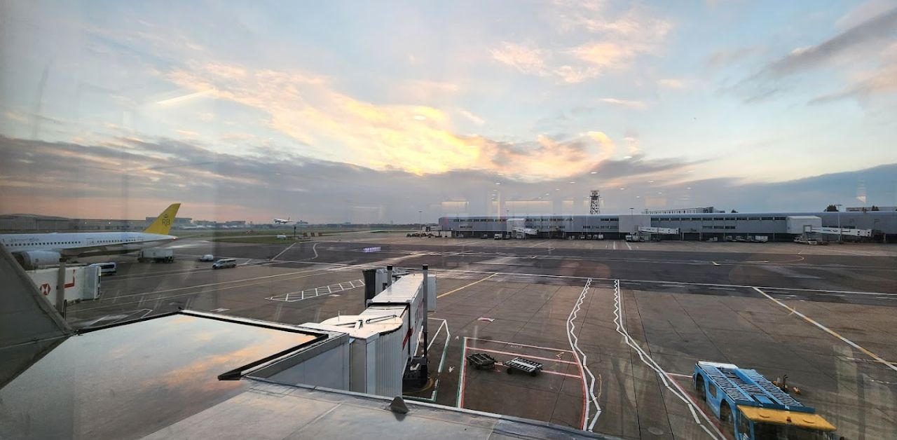 ITA Airways LHR Airport Terminal