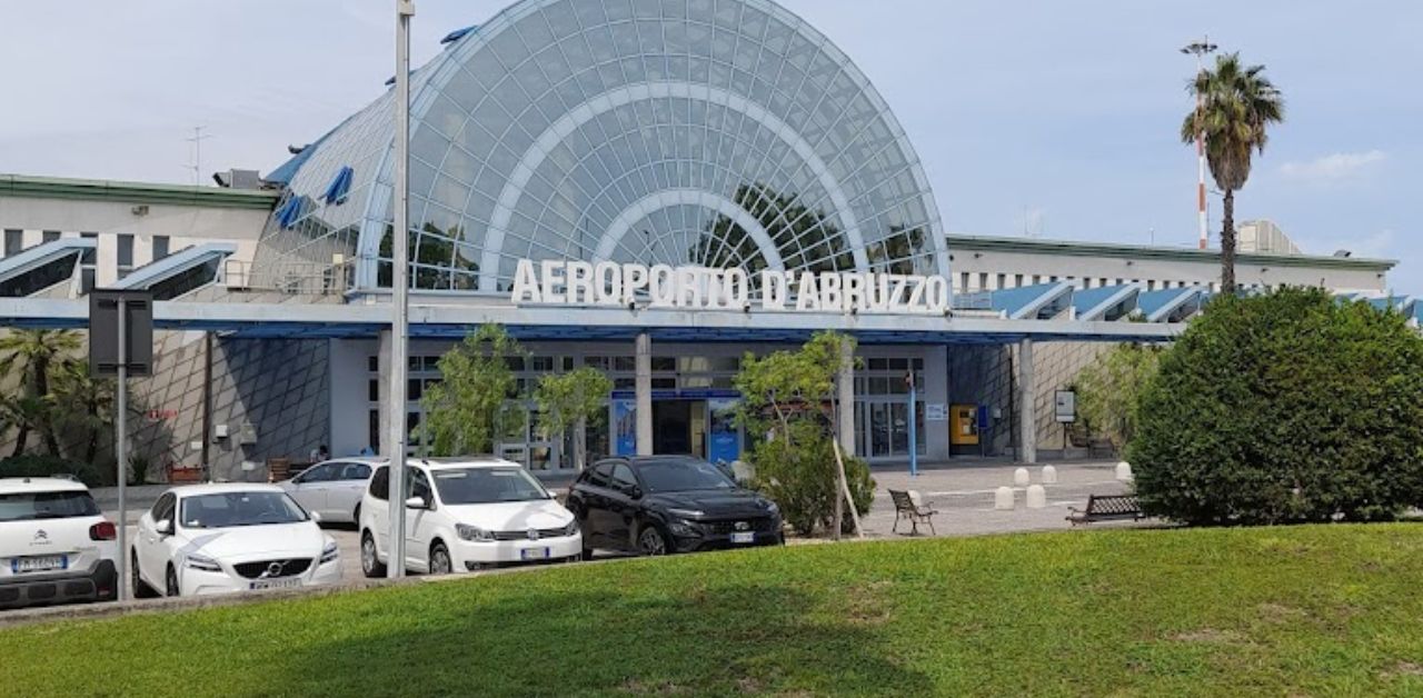 ITA Airways PSR Airport Terminal