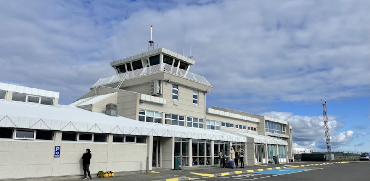 Icelandair EGS Airport Terminal