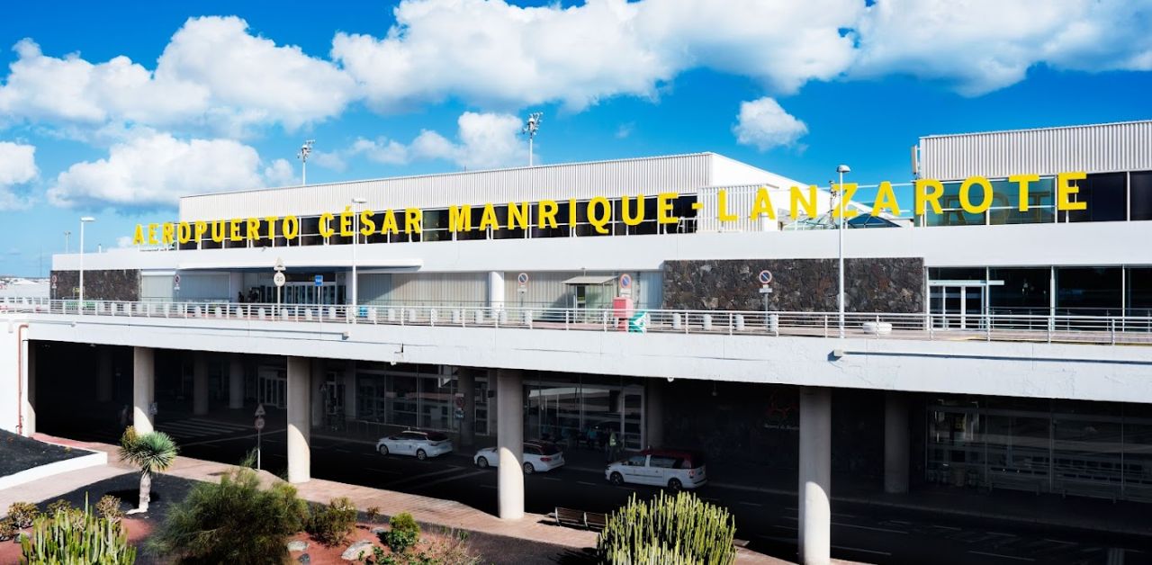 Ryanair ACE Airport Terminal