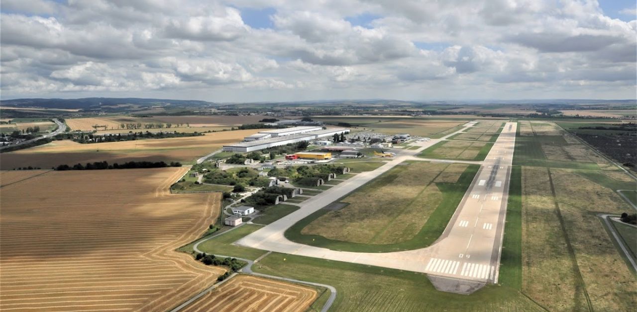 Ryanair BRQ Airport Terminal