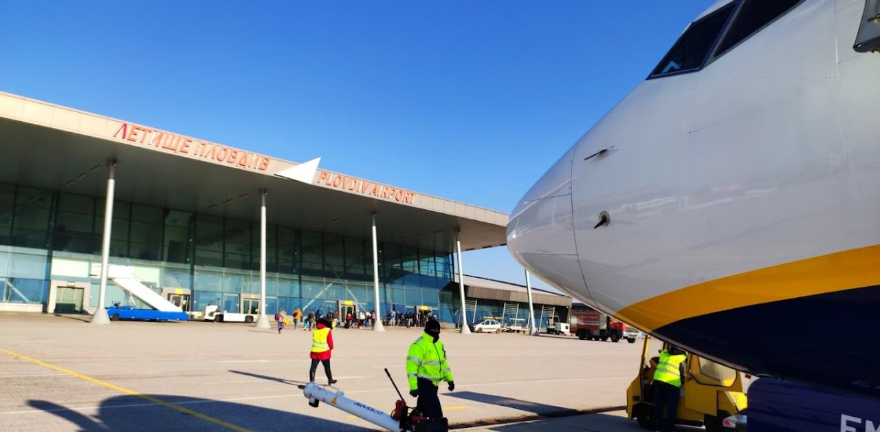 Ryanair PDV Airport Terminal
